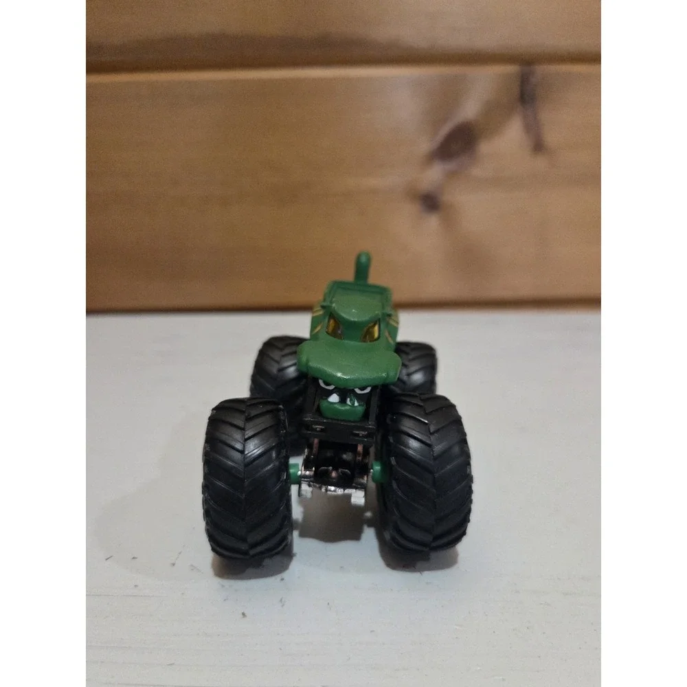 Hot Wheels Monster Trucks Battle Cat Masters of the Universe 2021 1:64 Scale
